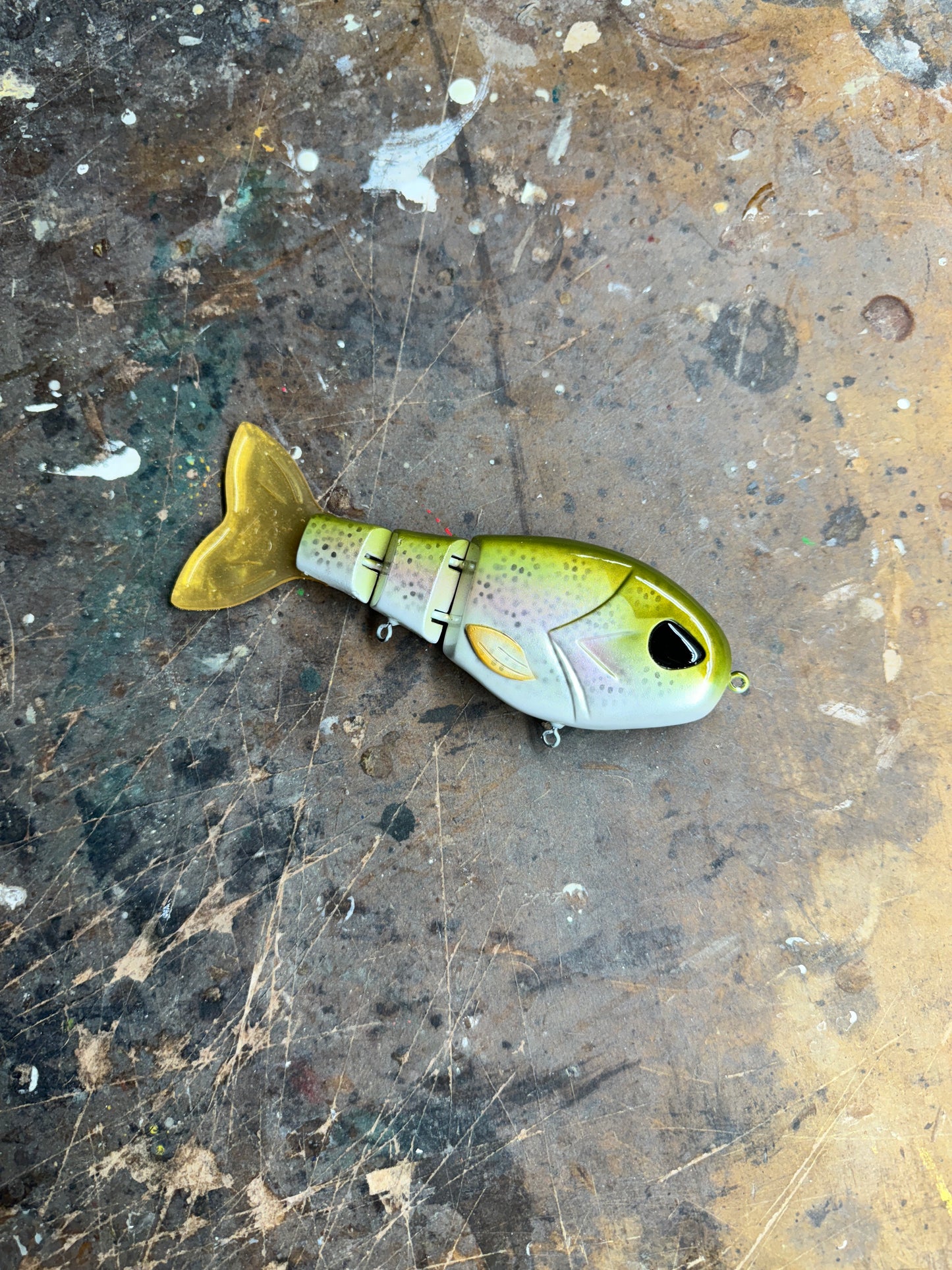 “Glamour Trout” Flee Shad